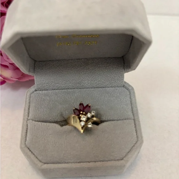 Genuine Vintage 1985 Diamond and Ruby Ring Set in 14k Gold Gorgeous Ring Size 6 - Picture 2 of 8